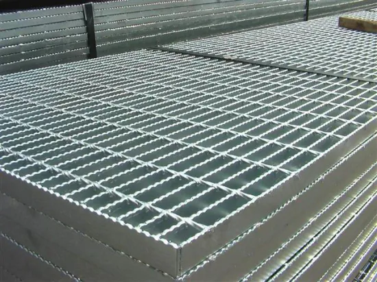 China Hot DIP Galvanized Welded Low Carbon Steel Grating for Special Shape Platform